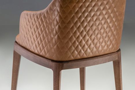 Cadeira Zara com Braços - J.Marcon Móveis - Bloco 3D | CASOCA